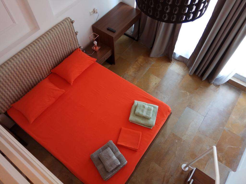 Delmare Aristotelous 7 Thessaloníki Rum bild