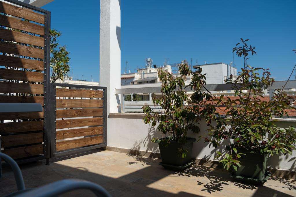 Delmare Aristotelous 7 Thessaloníki Rum bild